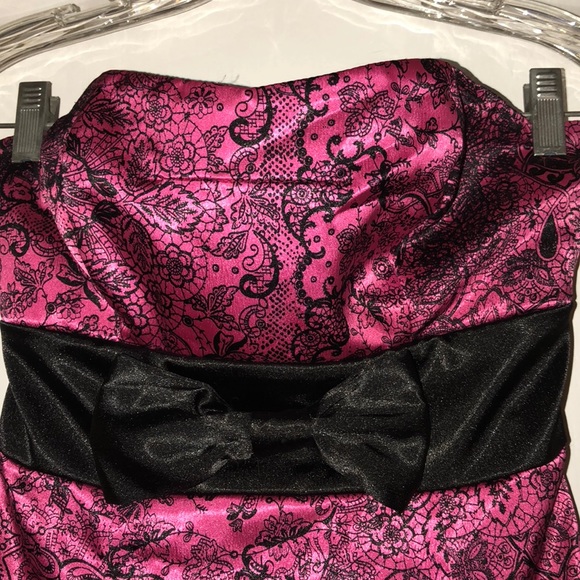 Strapless pink & black mini dress - Picture 4 of 5